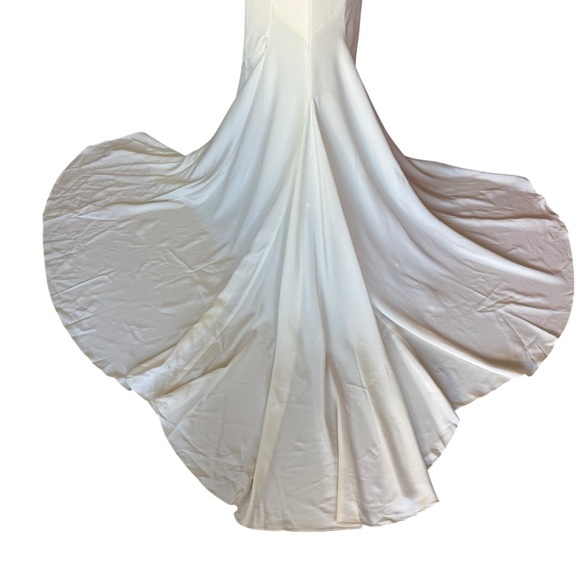 BHLDN Nicole Miller Gown Lauren Lace Back Bridal Wedding Gown Dress Train size 0 - Picture 12 of 16